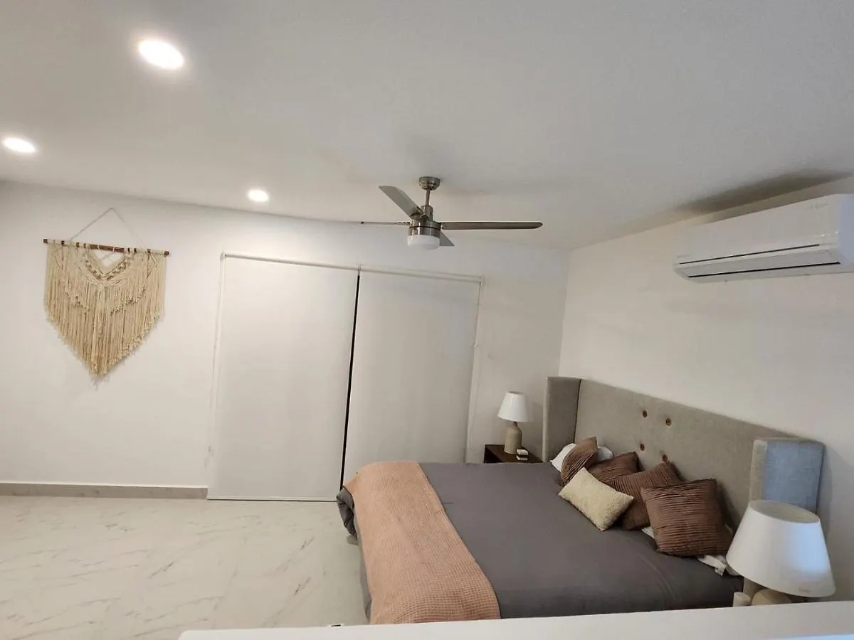Holiday home Casa Tres Recamaras: Jungle Views, Shared Pool & Prime Location Villa Tulum